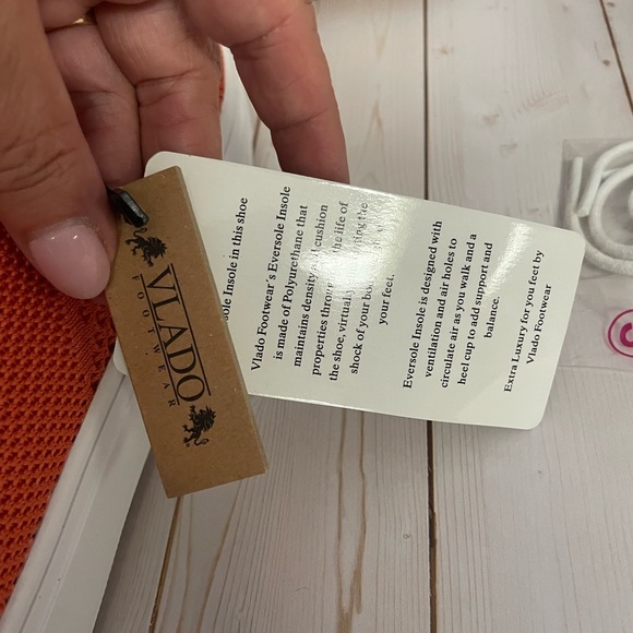 Vibrant Orange Women's Sneakers new in box - Picture 5 of 10